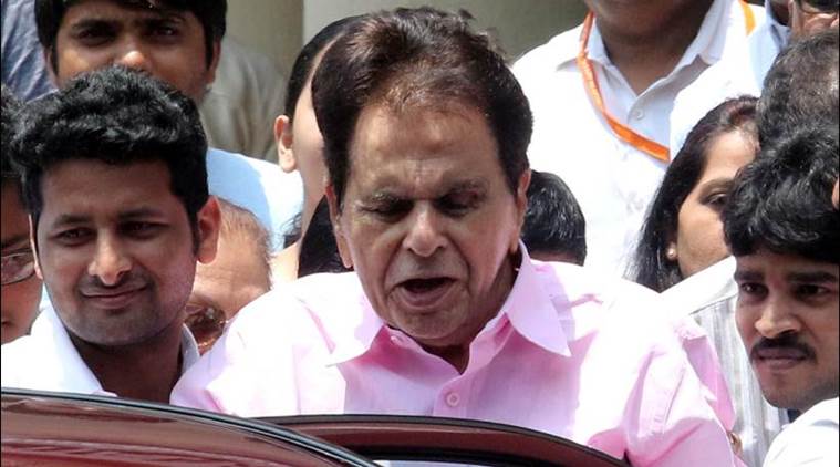 veteran actor Dilip Kumar was discharged from Lilavati hospital on Thursday. Express Photo By-Ganesh Shirsekar 21/04/2016